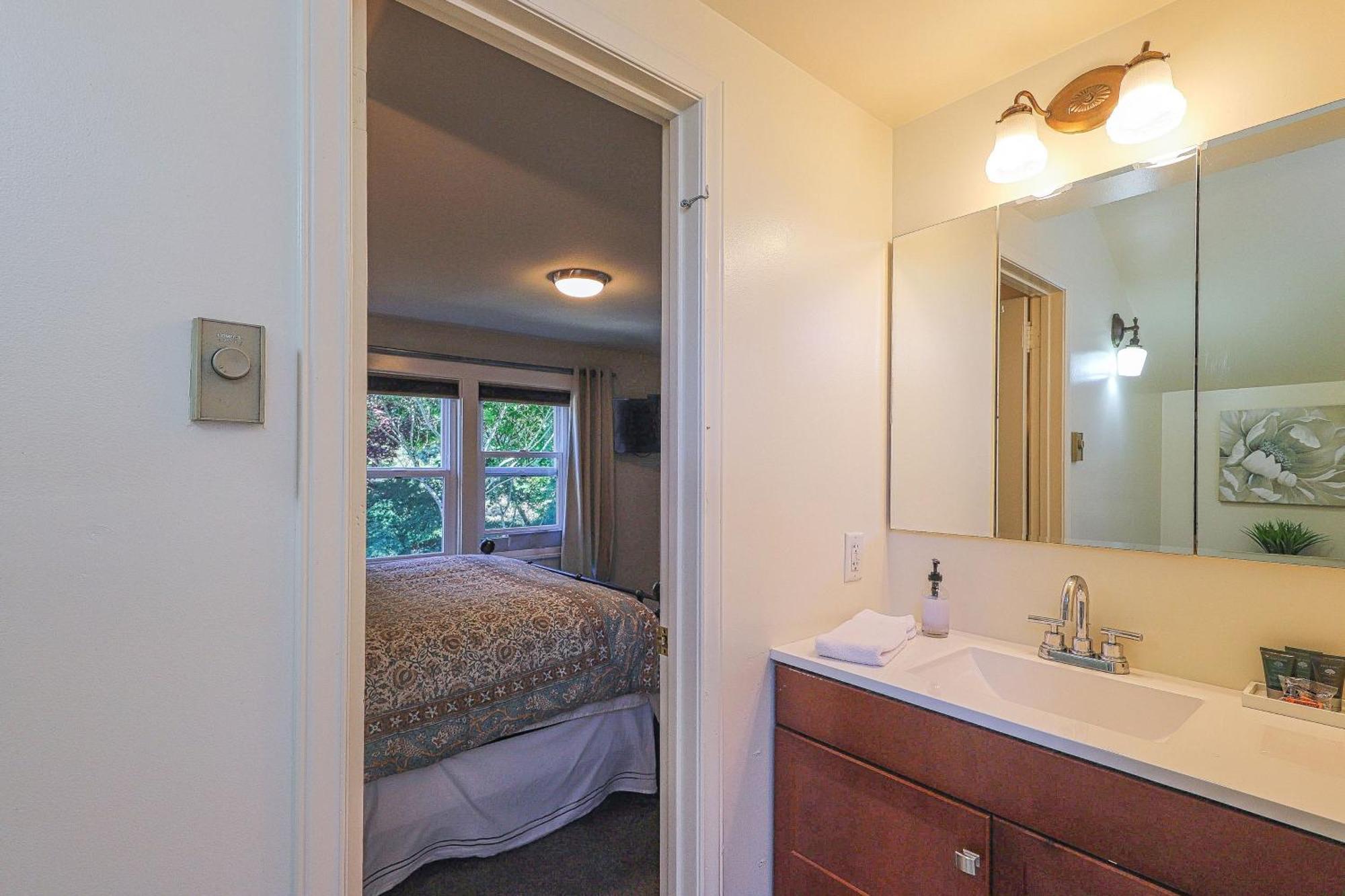 Holiday home Lakefront Craftsman