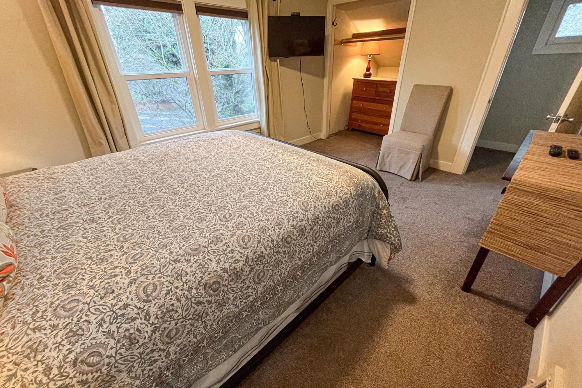 Lakefront Craftsman Holiday home Seattle